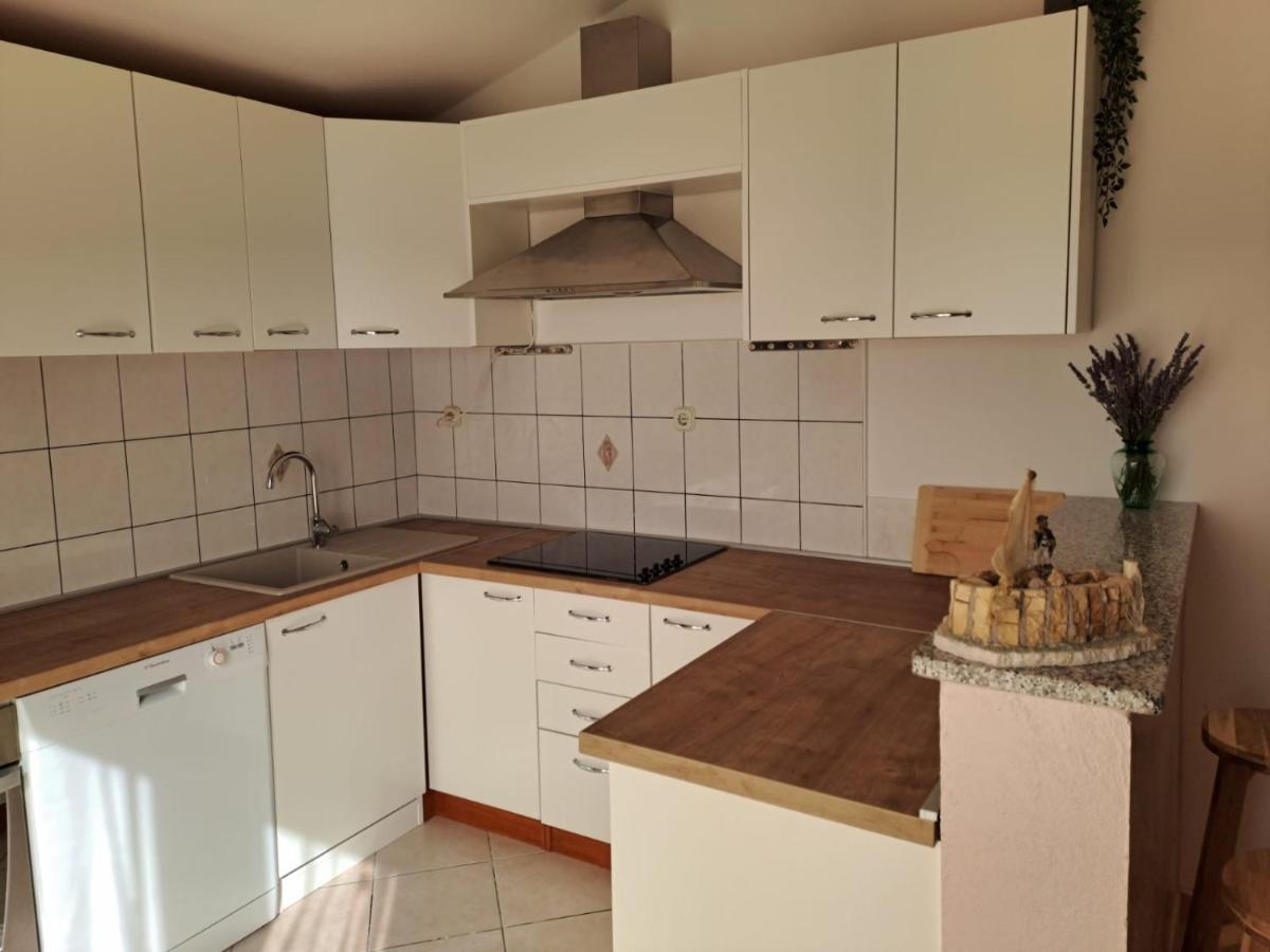 Apartment Ema Posedarje Esterno foto