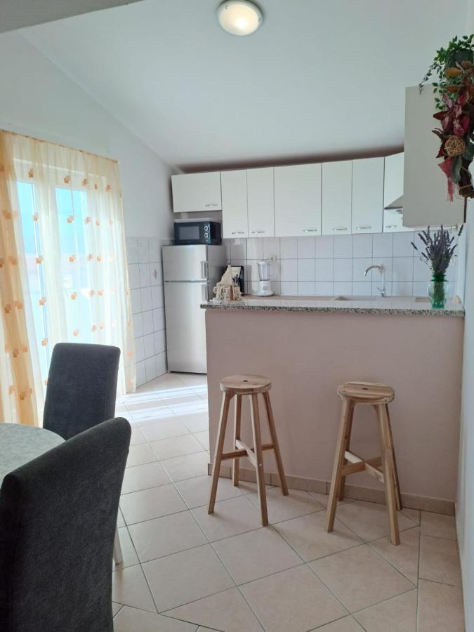 Apartment Ema Posedarje Esterno foto